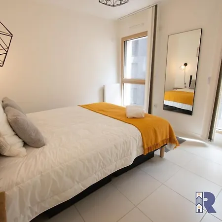 Le Pavillon Vercingetorix - Bright Flat With Terrace * Clermont-Ferrand