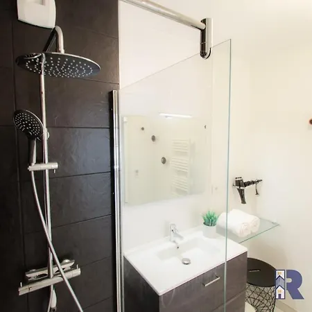 Le Pavillon Vercingetorix - Bright Flat With Terrace * Clermont-Ferrand